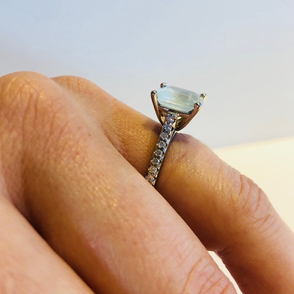 Aqua marine white gold and diamond ring - Picture 5 of 8